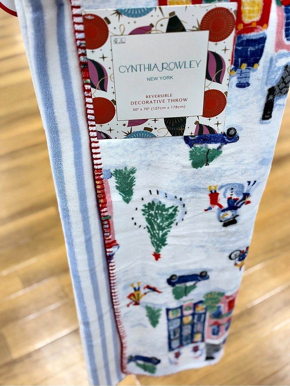 Cynthia Rowley Reversible Decorative Throw Blue & White